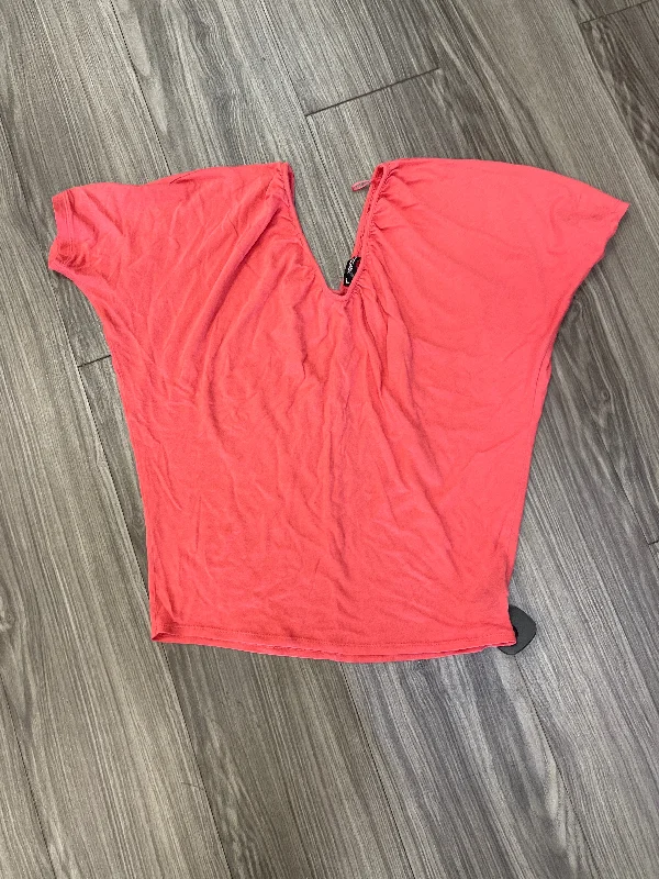 Top Short Sleeve By Express In Coral, Size: Xs